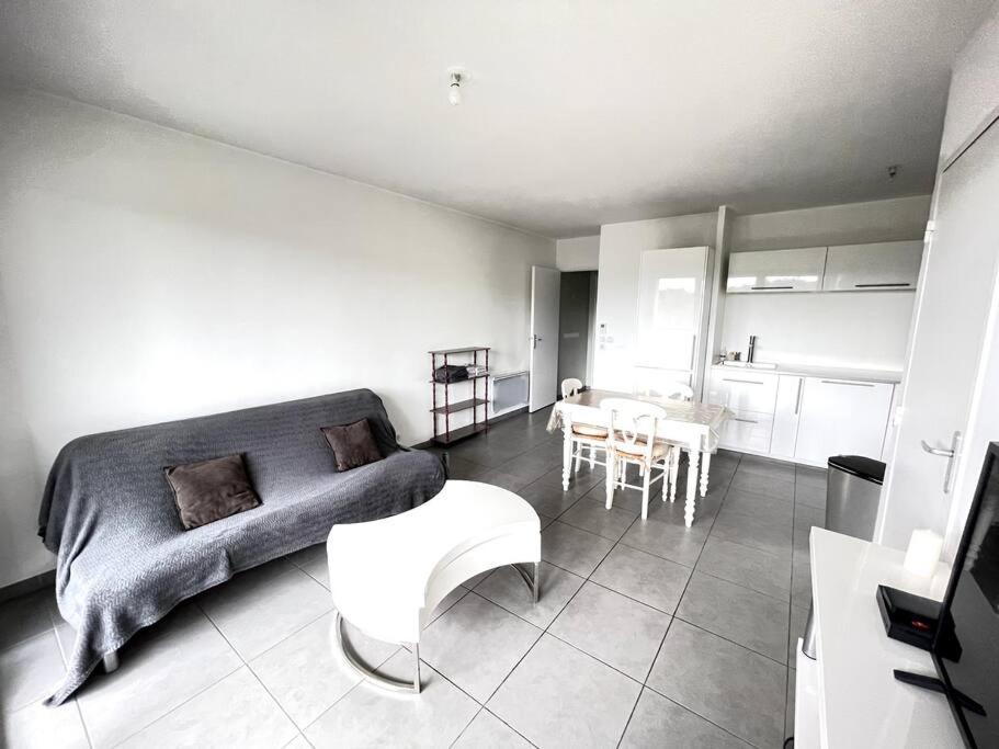 Apartamento Spacieux T2 + Parking A 5 Min D'Aix Aix-en-Provence Exterior foto