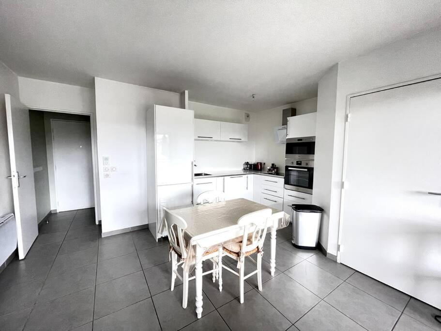 Apartamento Spacieux T2 + Parking A 5 Min D'Aix Aix-en-Provence Exterior foto